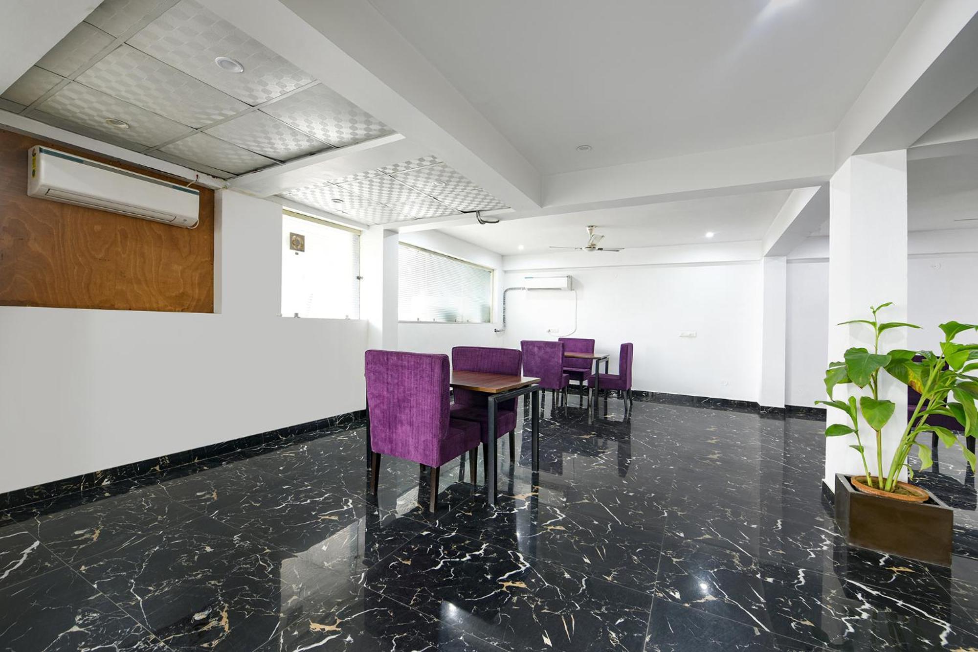 Fabhotel City Suits Гургаон Екстериор снимка