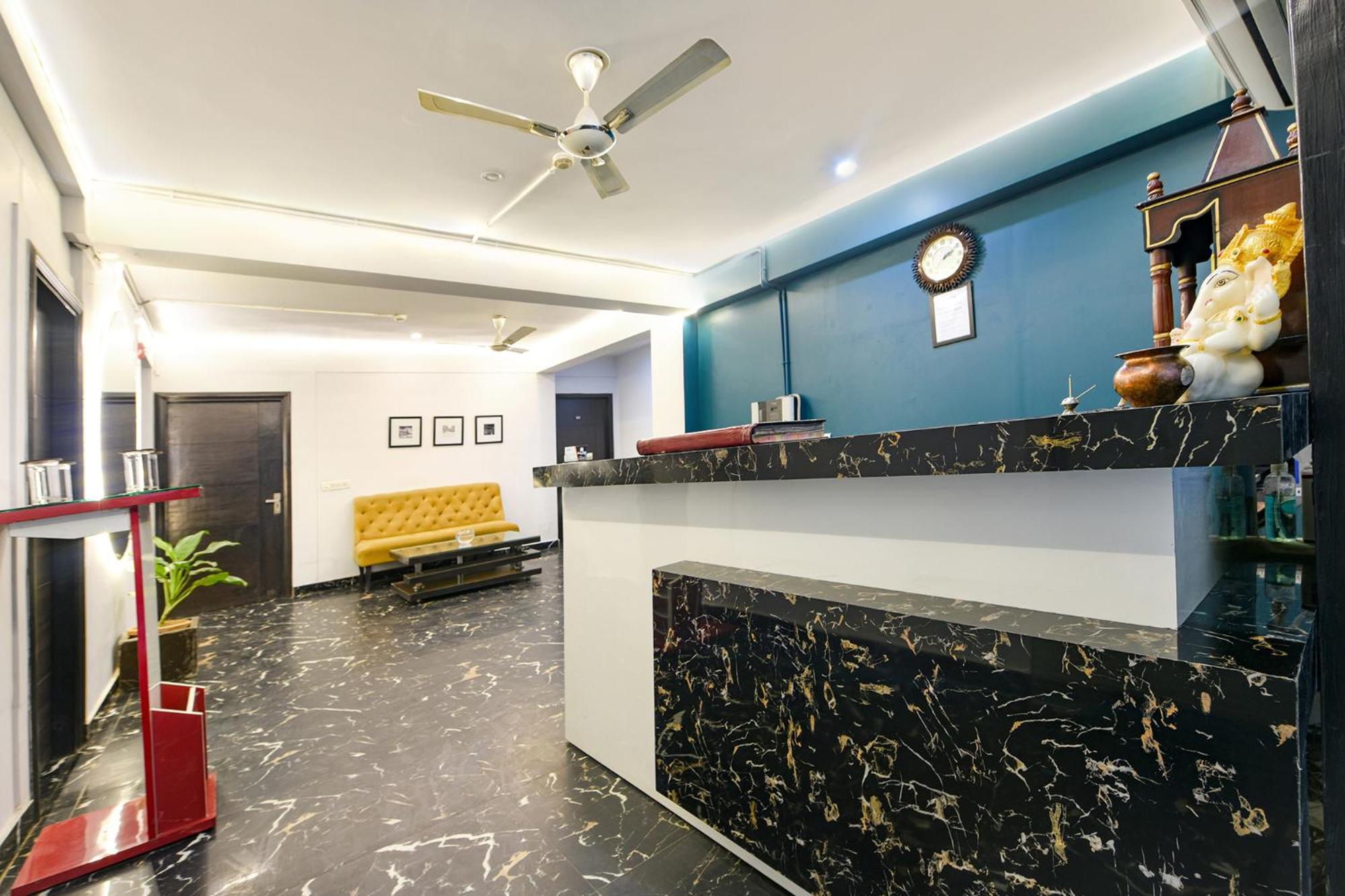 Fabhotel City Suits Гургаон Екстериор снимка
