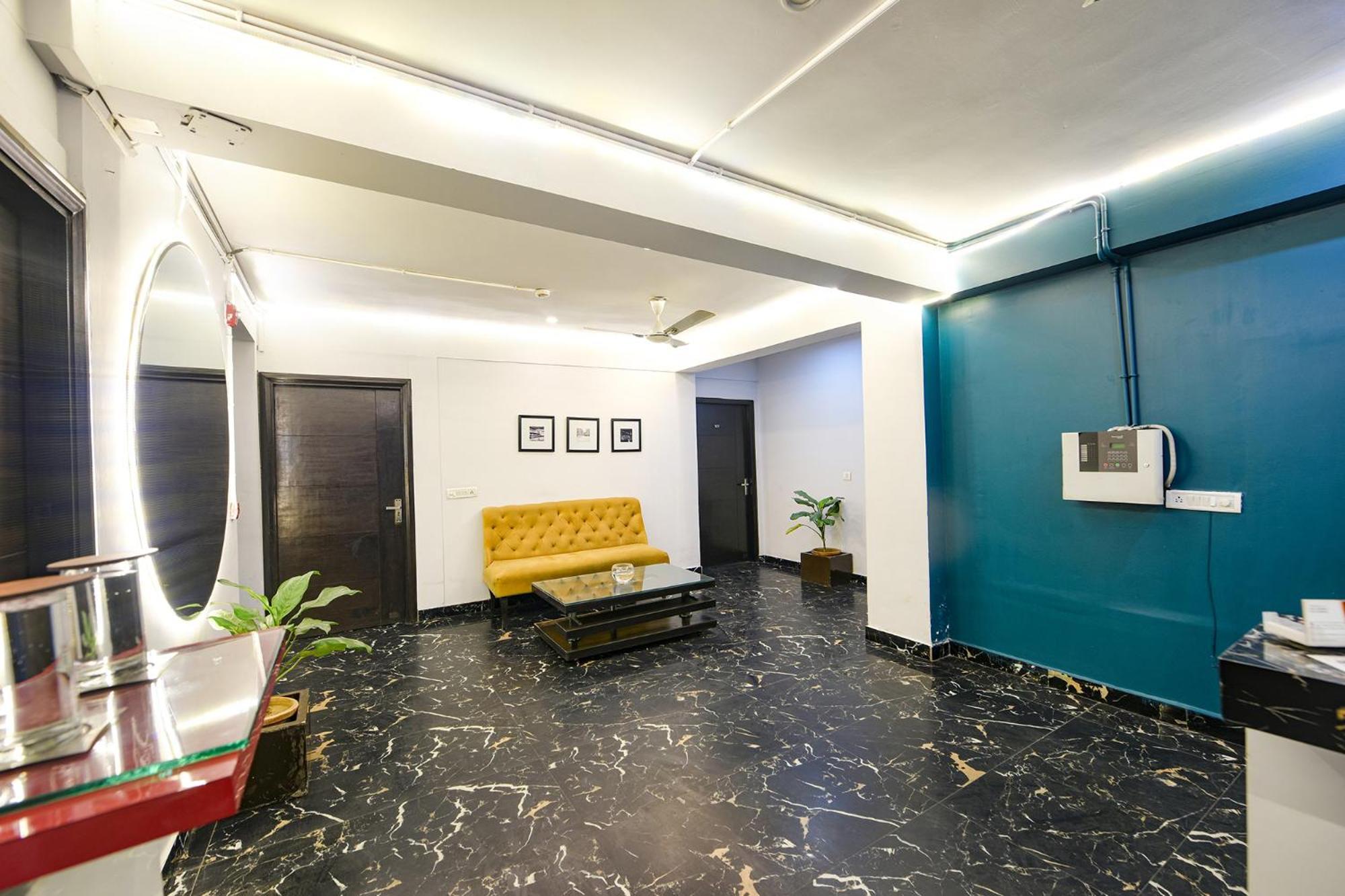 Fabhotel City Suits Гургаон Екстериор снимка
